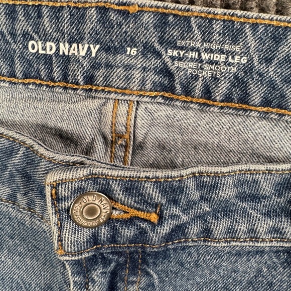 Old Navy Sky Hi Wide Leg Jeans Womens 16 Light Wash Y2K Extra High Rise - Picture 3 of 12